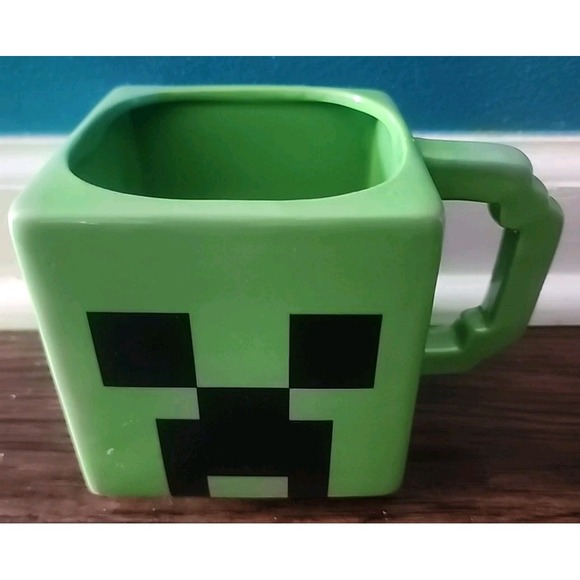 Jinx, Inc Other - Minecraft Creeper Zak Square Ceramic Mug 8 oz Coffee Cup Mojang Jinx Green EUC